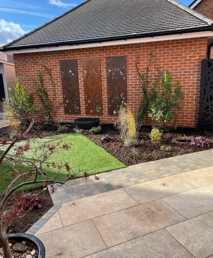 Driveway and patio project completed in Haslemere, Surrey — project 7
