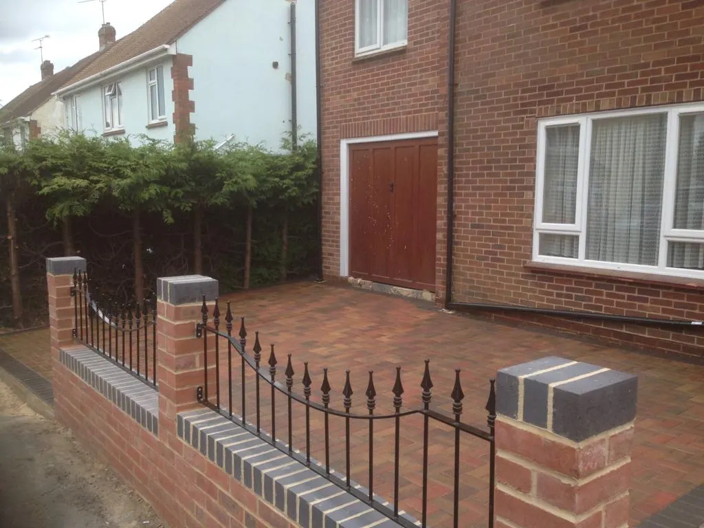 Block paving driveway project in Haslemere, Surrey — project 10