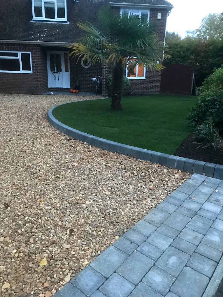 Gravel in Haslemere