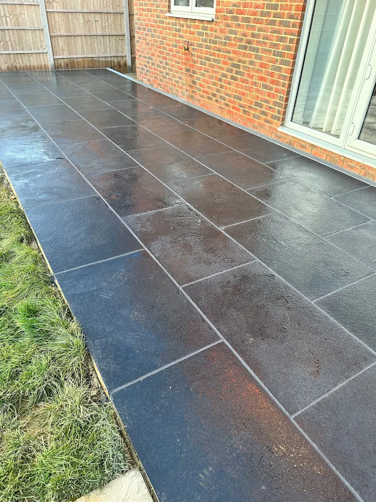 Porcelain patio completed in Chiddingfold, Surrey